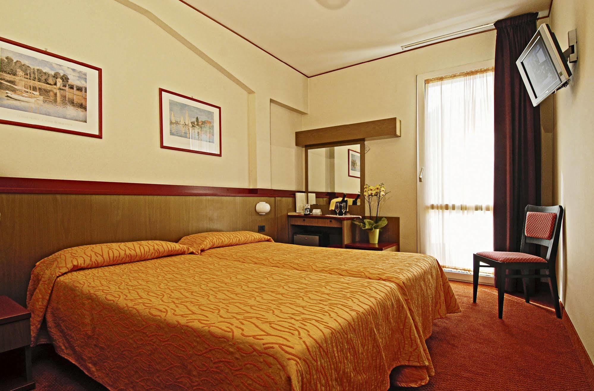 Hotel La Perla - Bike Garda (Verona)