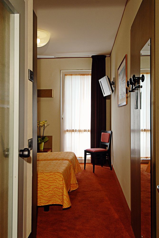 Hotel La Perla - Bike Garda (Verona)